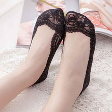 Load image into Gallery viewer, Lace Scalloped Socks （Five pairs）
